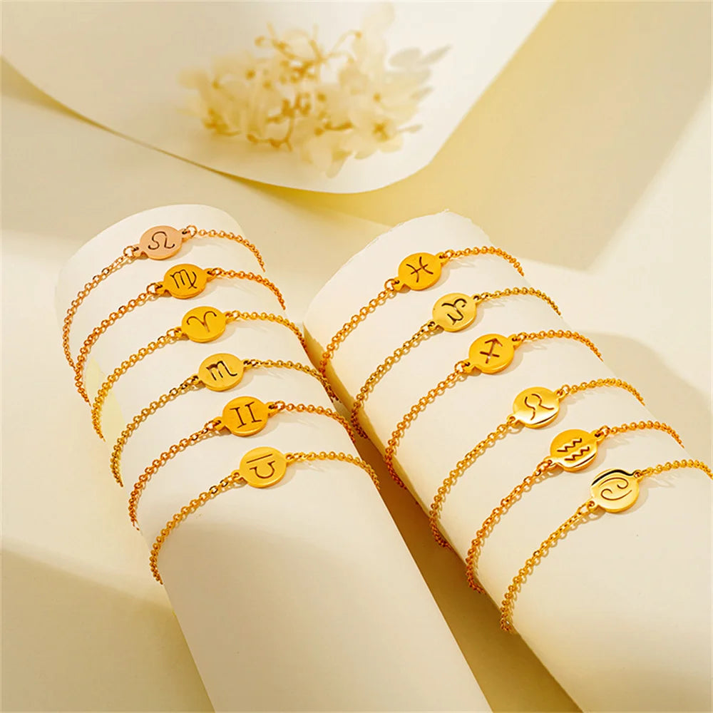 Armband mit Anhänger des astrologischen Sternzeichens