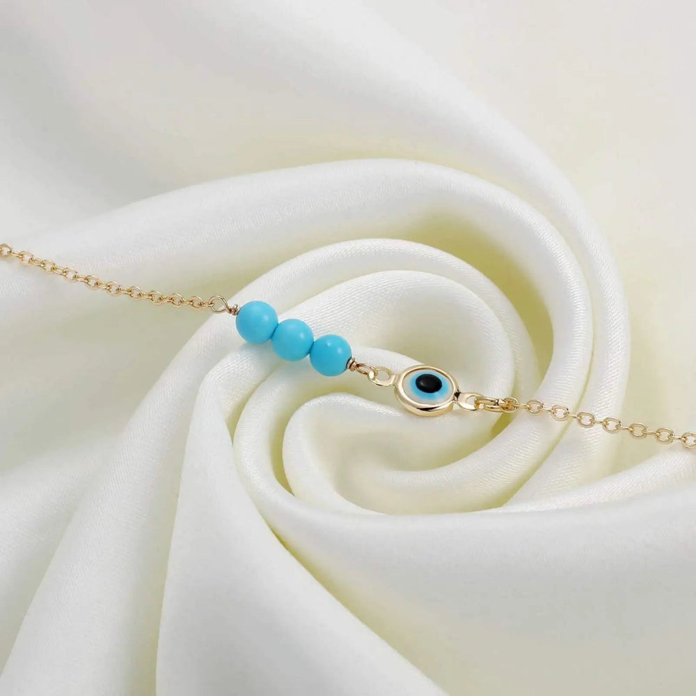 Armband mit Perlen gegen den bösen Blick