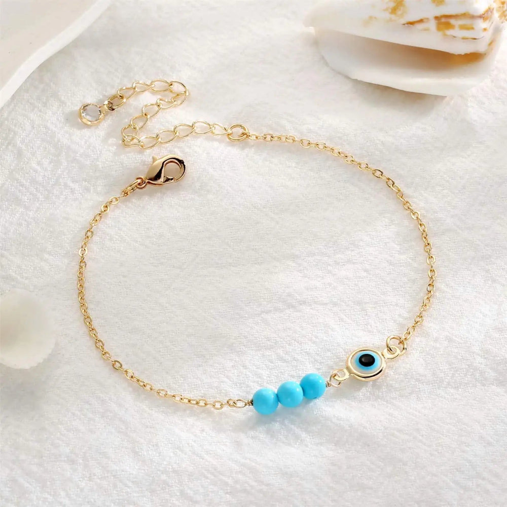 Armband mit Perlen gegen den bösen Blick