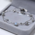 Armband mit Mondsteinperlen mit irisierenden Reflexen
