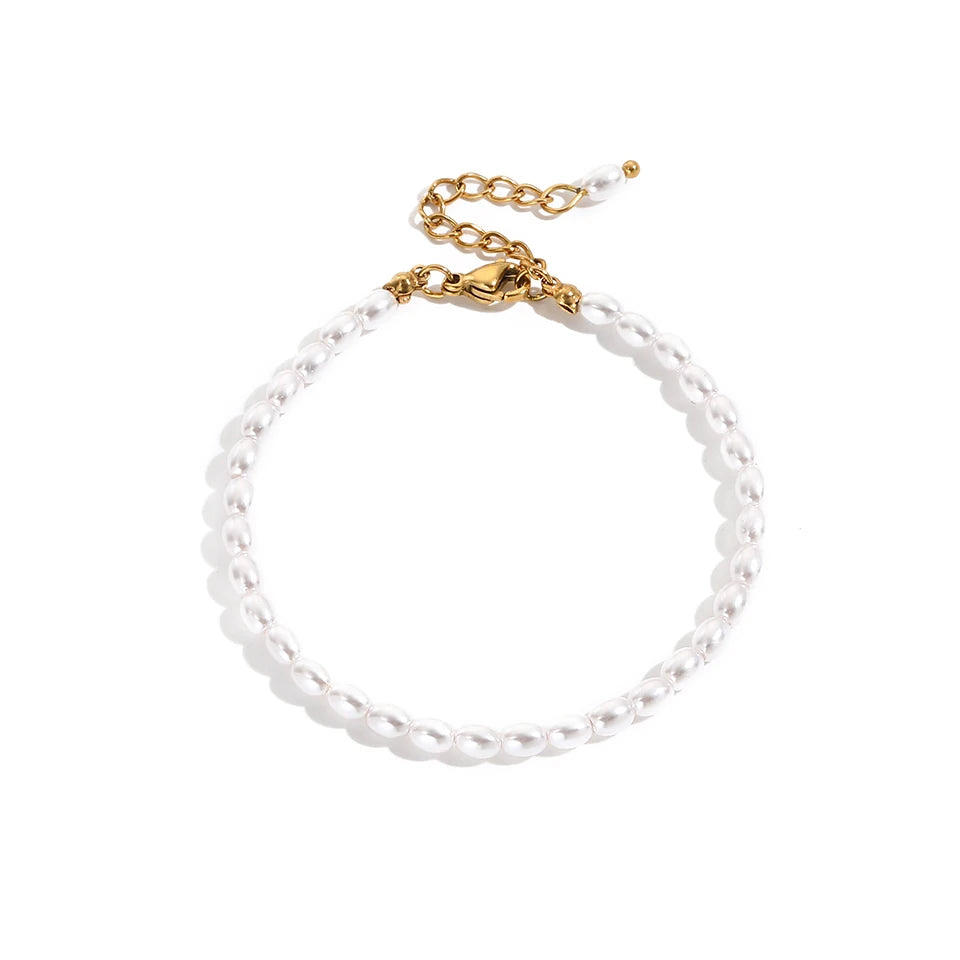 Armband mit ovalen Perlen
