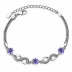 Armband mit violetten Perlen und Unendlichkeitszeichen, verziert mit Kristallen 