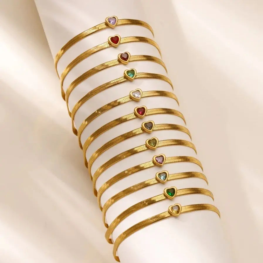 Armband mit herzförmigem Geburtsstein Januar