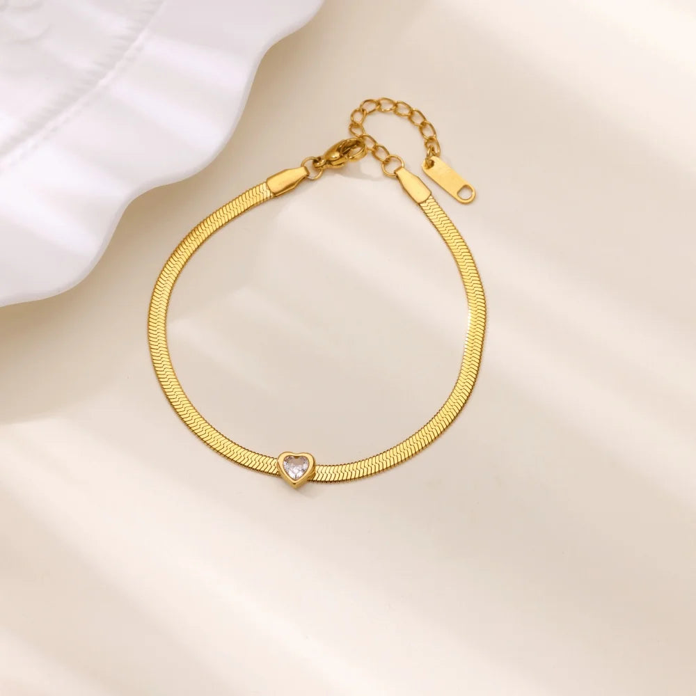 Armband mit herzförmigem Geburtsstein