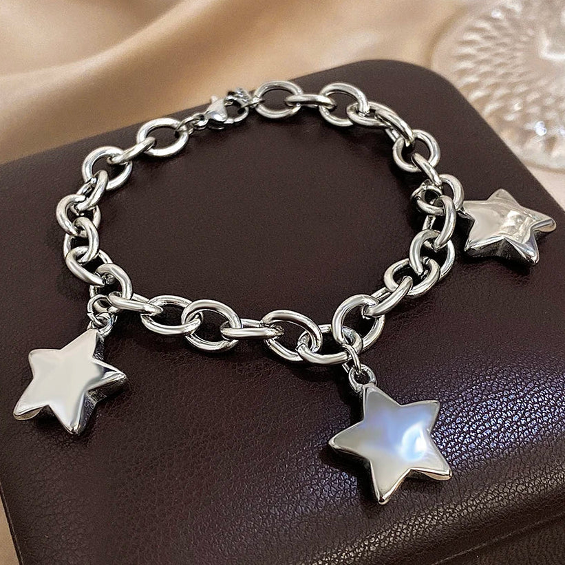 Armband mit drei hängenden Sternen Silber