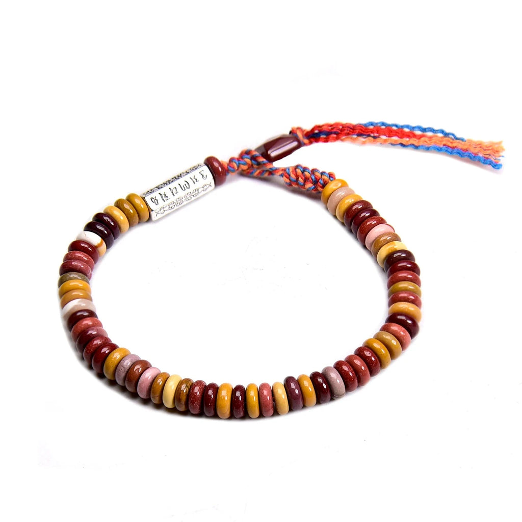 Tibetisches buddhistisches Armband aus Mochaite-Perlen