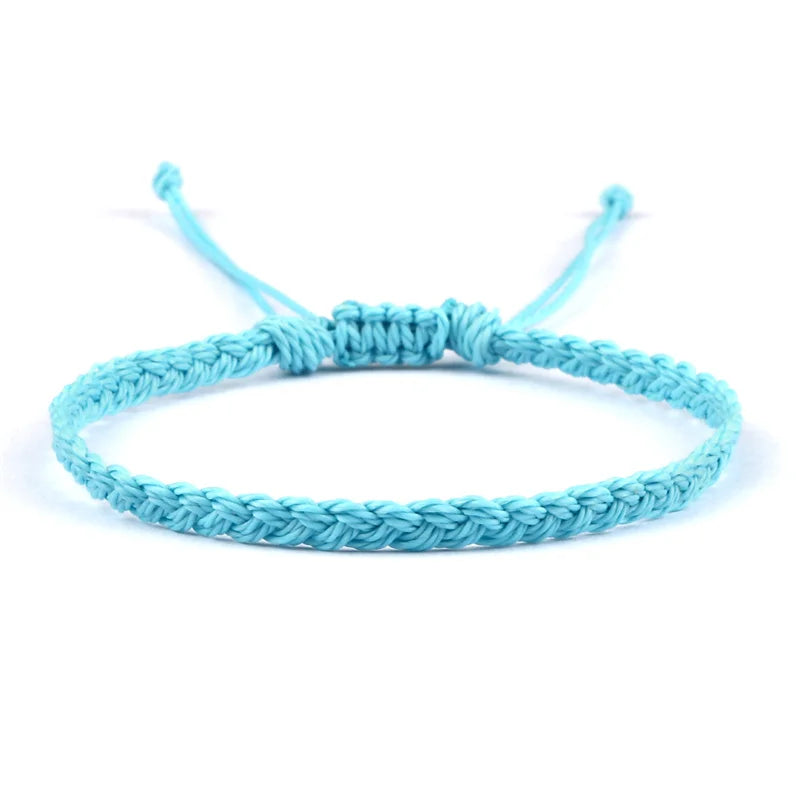 Handgefertigtes brasilianisches blaues Armband in Hellblau