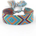 Breites brasilianisches Armband mit geometrischen Mustern orange