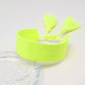 Handgemachtes brasilianisches Armband in sanften Pastellfarben gelb