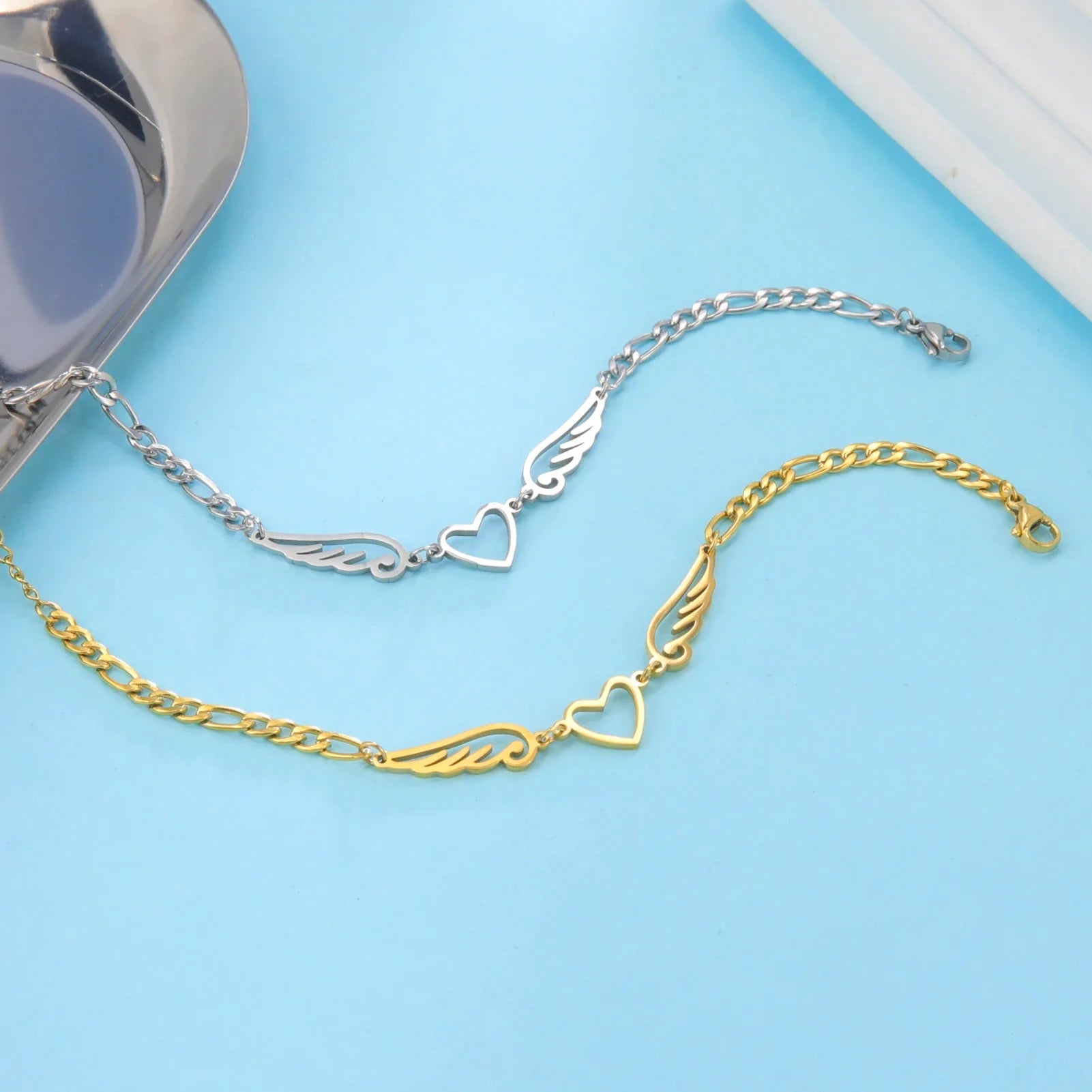 Herz- und Engelsflügel-Armband