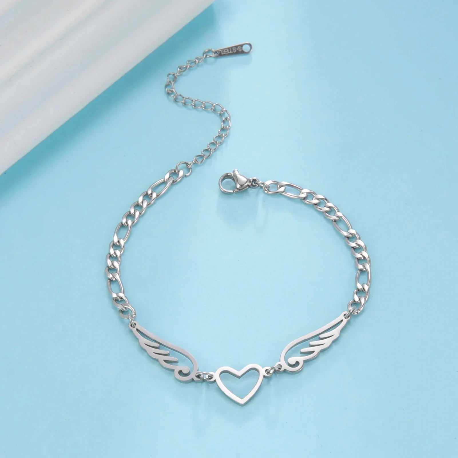 Herz- und Engelsflügel-Armband in Silber