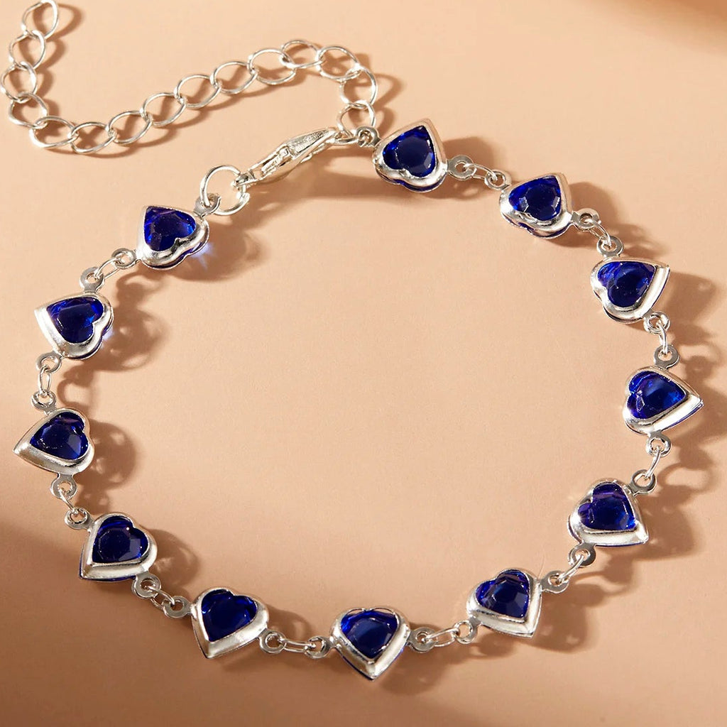 Armband mit emaillierten Herzen in Silber und Blau