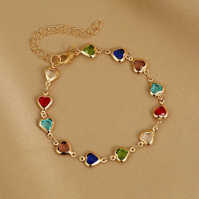 Armband mit emaillierten Herzen in Gold und Mehrfarbig