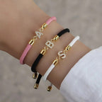 Buntes Armband mit Strass-Initiale - Buchstabe 