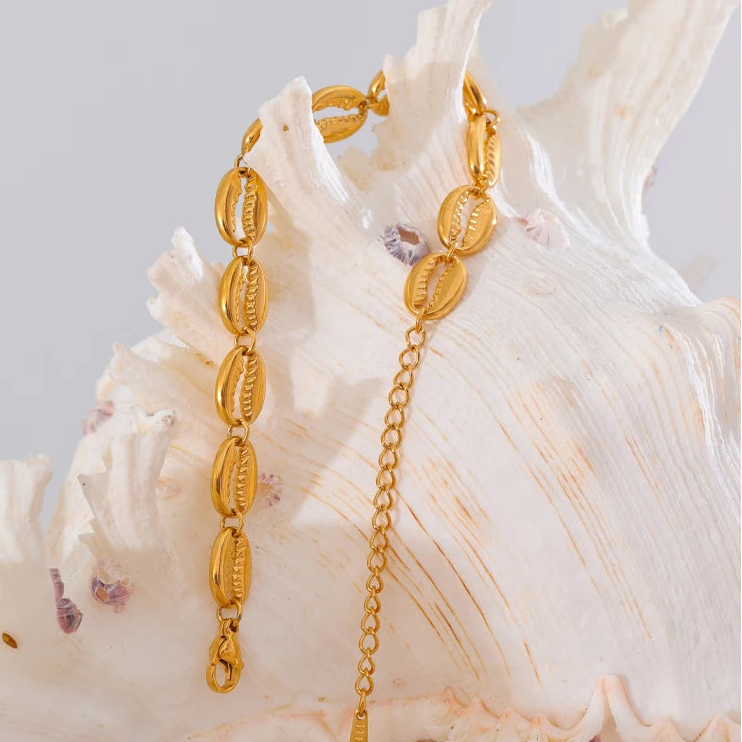 Vergoldetes Kauri-Muschel-Armband