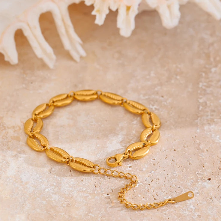 Vergoldetes Kauri-Muschel-Armband