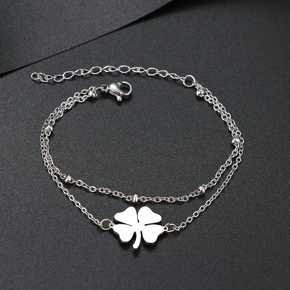 Doppelarmband mit vierblättrigem Kleeblatt in Silber