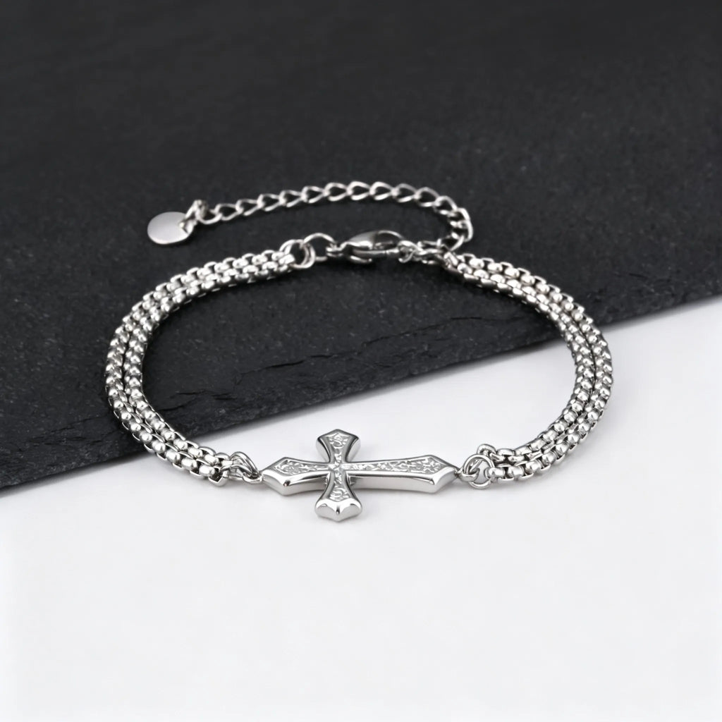 Doppelreihiges Armband mit Kreuz