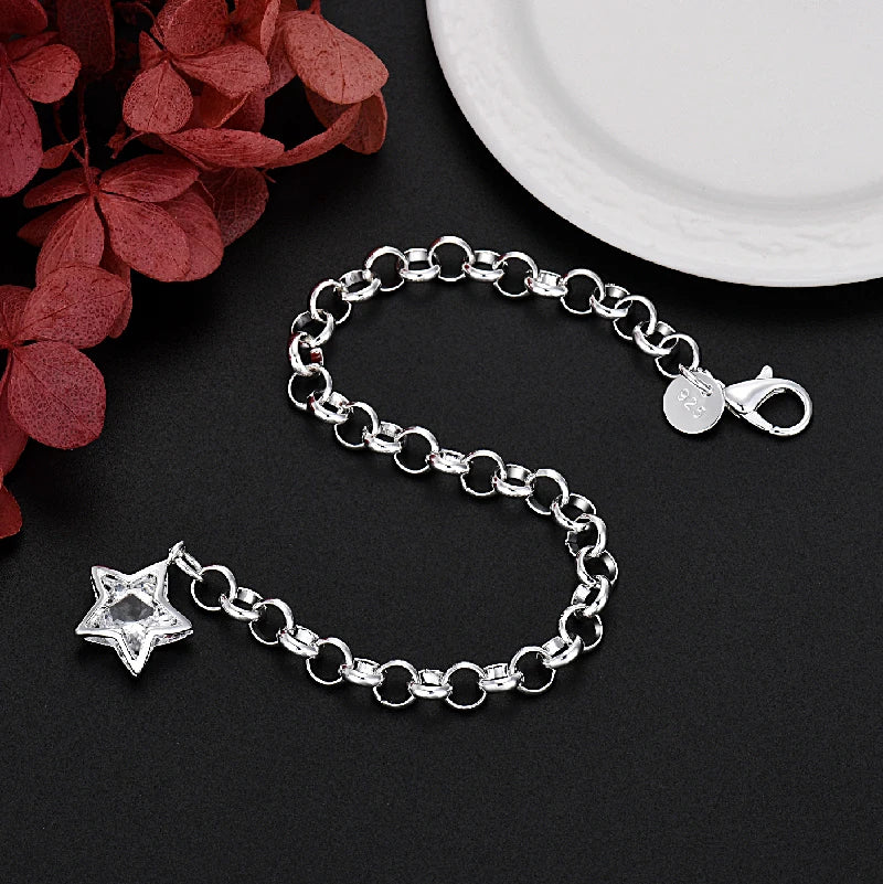 Elegantes Armband mit Stern