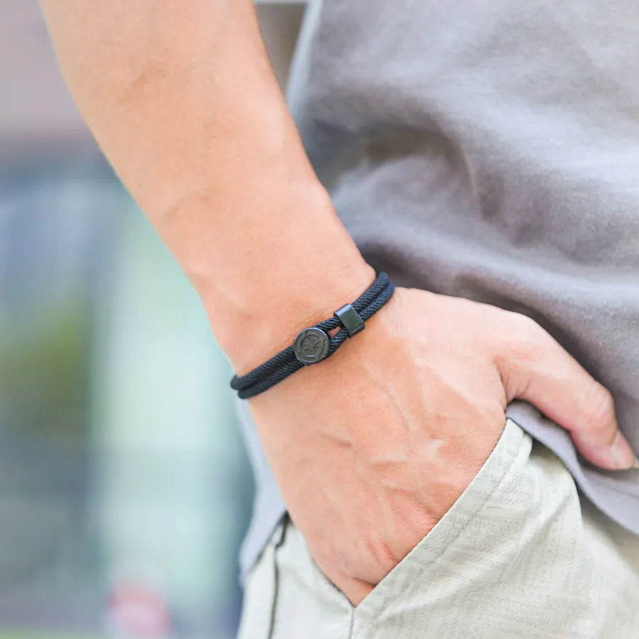 Seilarmband mit schwarzem Kompass Windrose schwarz