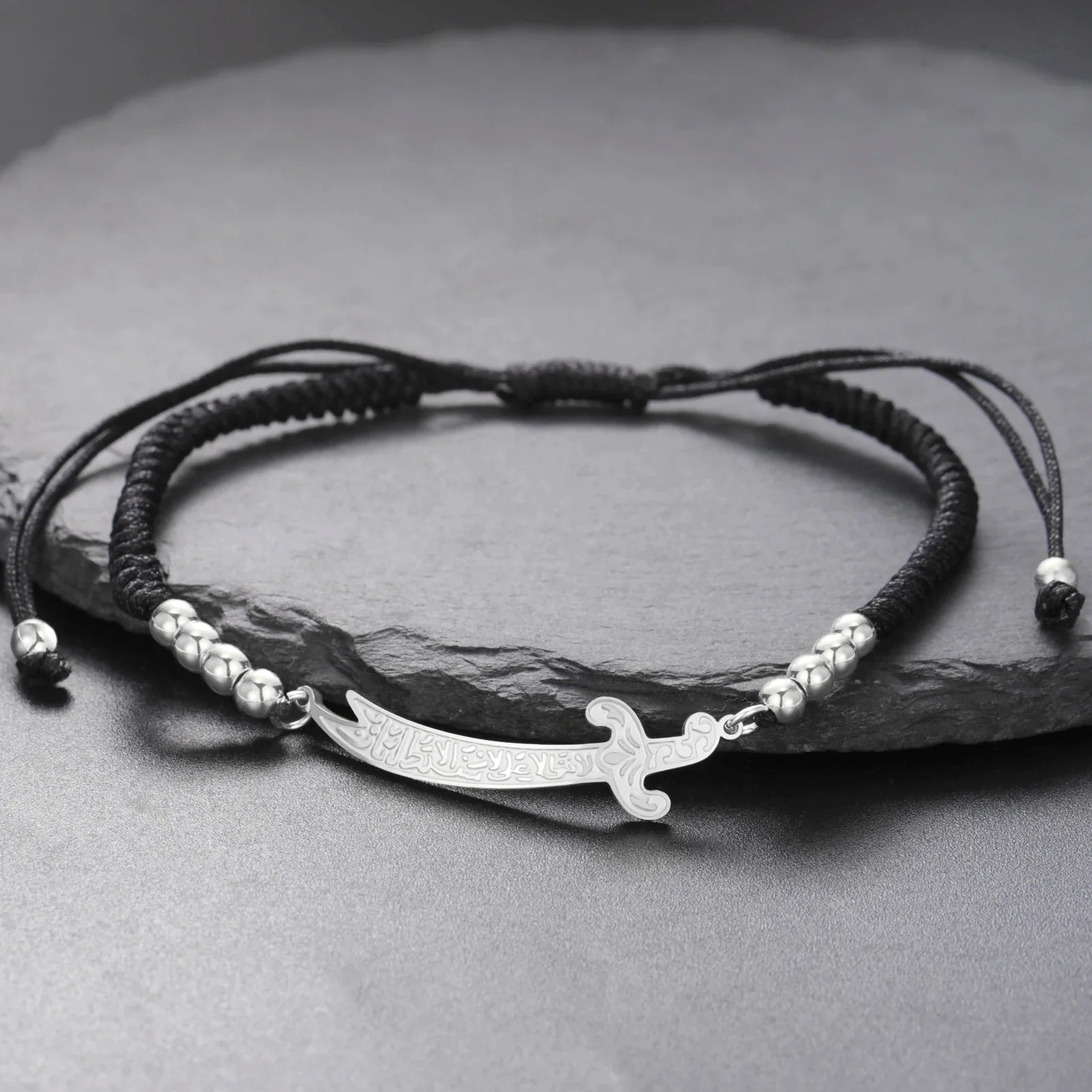 Seilarmband mit schwarzem arabischem Ali Zulfiqar Schwert aus Silber