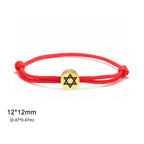 Seilarmband mit dem jüdischen Symbol des roten und goldenen Davidsterns