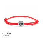 Seilarmband mit dem jüdischen Symbol des roten und silbernen Davidsterns