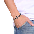 Lederarmband mit christlichem Kreuz