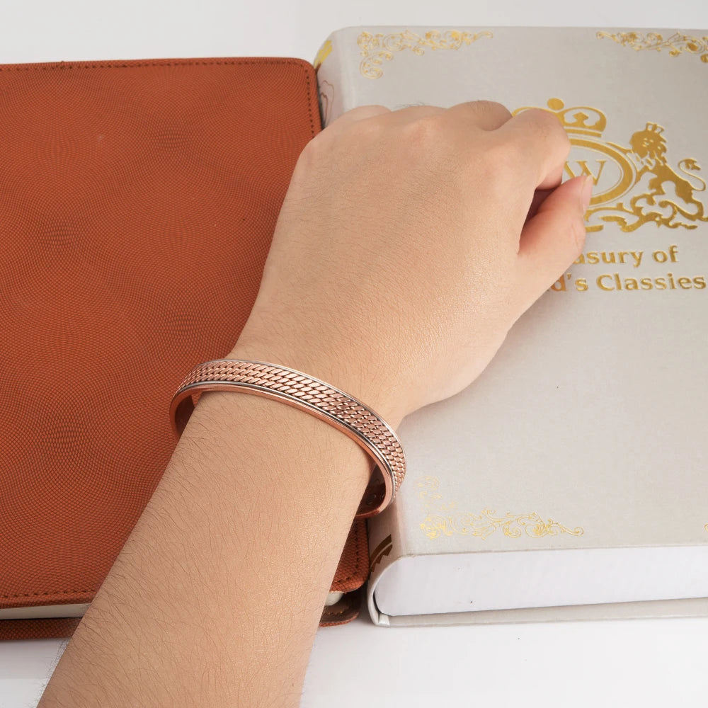 Gedrehtes Kupferarmband 