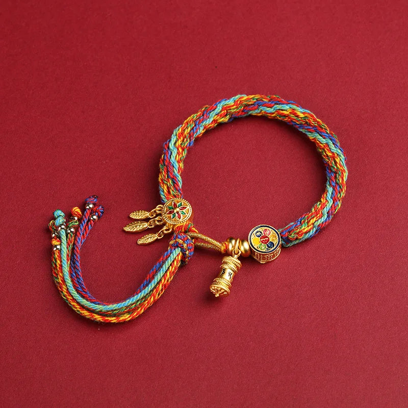 Tibetisches buddhistisches Charmearmband aus Schnürsenkeln