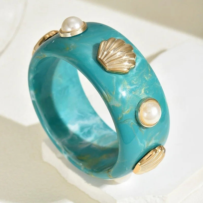 Armband aus Harz mit grüner Muschel