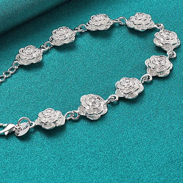 Armband mit Rosenblüten-Motiv