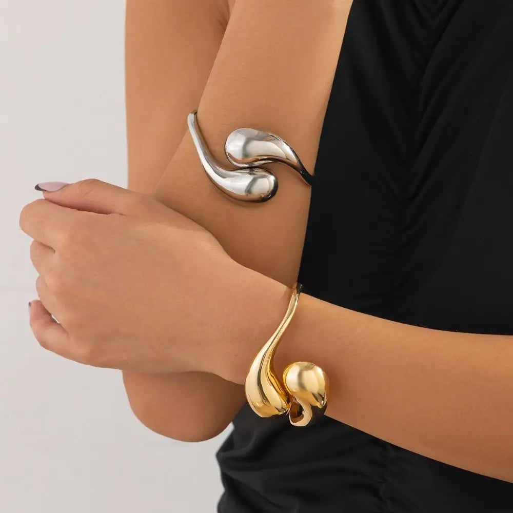Armband Gourmette große asymmetrische Wassertropfen Silber
