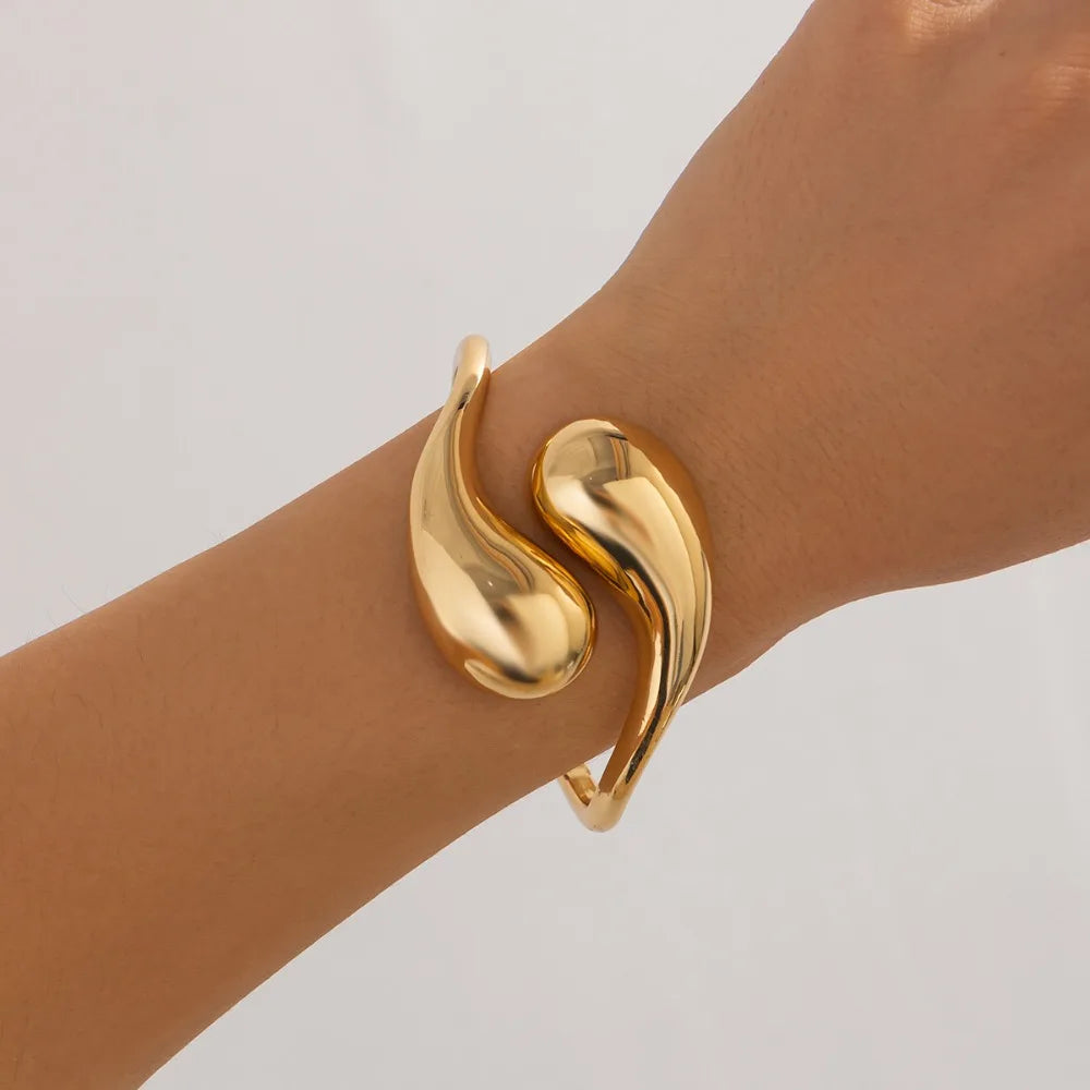 Armband Gourmette große asymmetrische Wassertropfen Gold