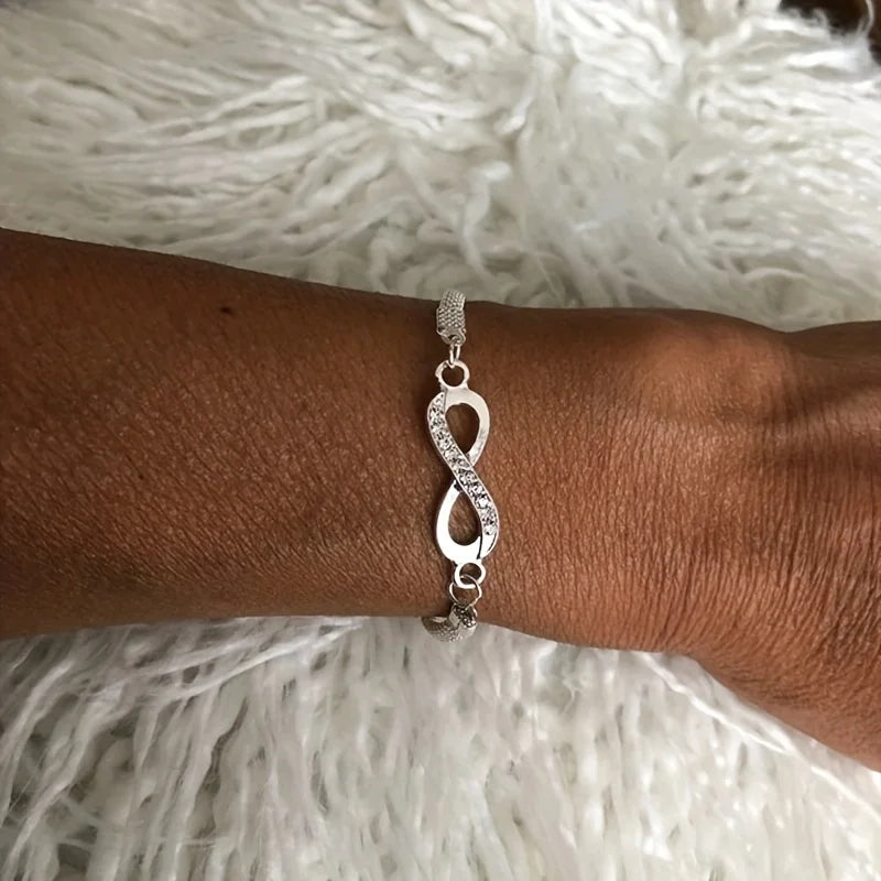 Unendliches Armband für Damen mit Zirkonia 