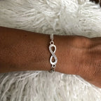 Unendliches Armband für Damen mit Zirkonia 