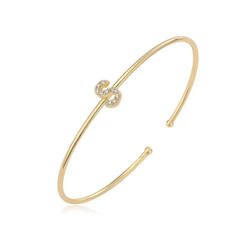Minimalistisches Initialen-Armband s