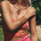 Breites Korallenarmband für Damen Gold