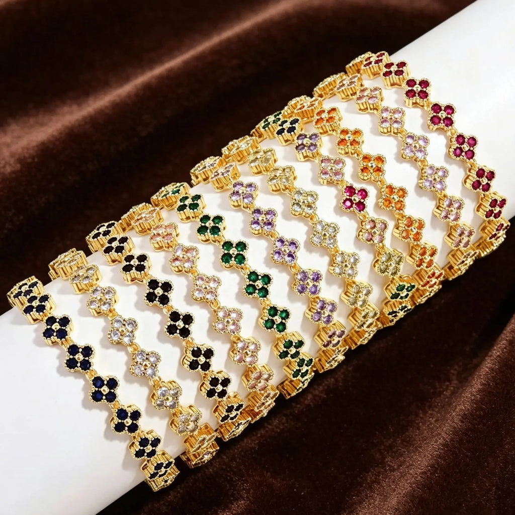 Mehrfach-Kleeblatt-Armband mit farbigen Kristallen