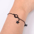 Schwarzes Armband mit Stern