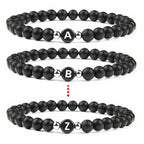 Schwarzes Armband mit Initiale