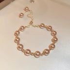 Perlenarmband im zeitgenössischen Stil Beige