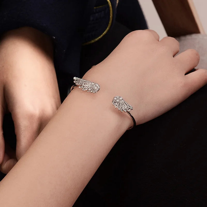 Damenarmband Engelsflügel Silber