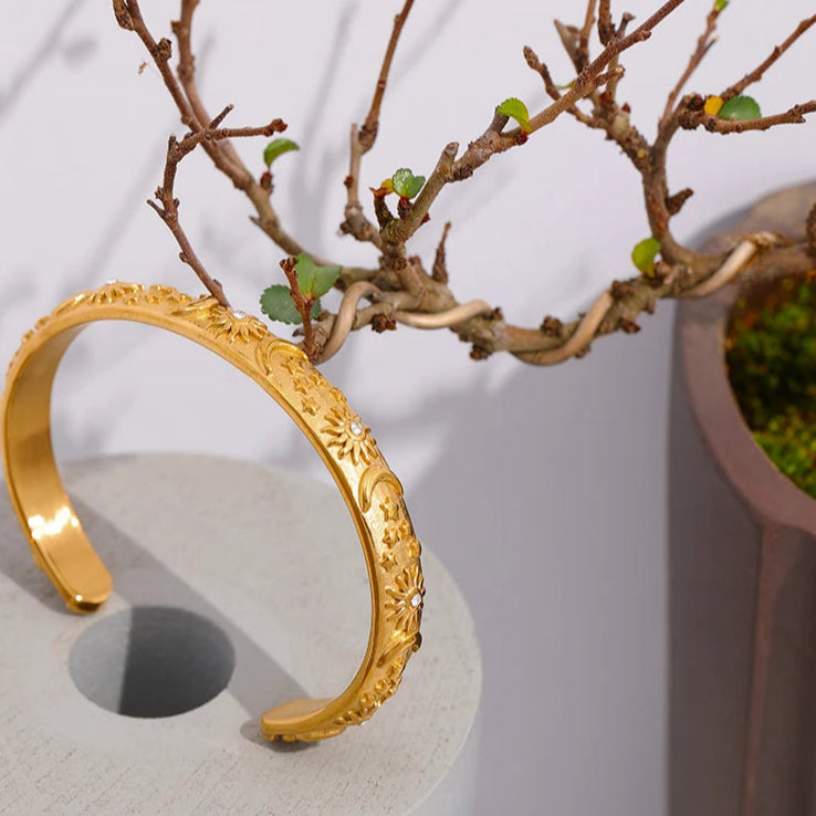 Retro Armband mit Monden und Sonnen und Zirkonia