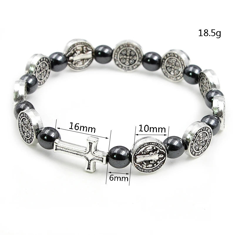 Armband mit Medaillons des Heiligen Benedikt und großem silbernem Kreuz