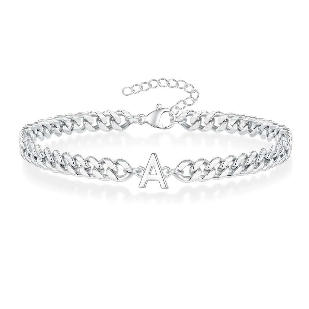 Gedrehtes Armband mit Initiale a