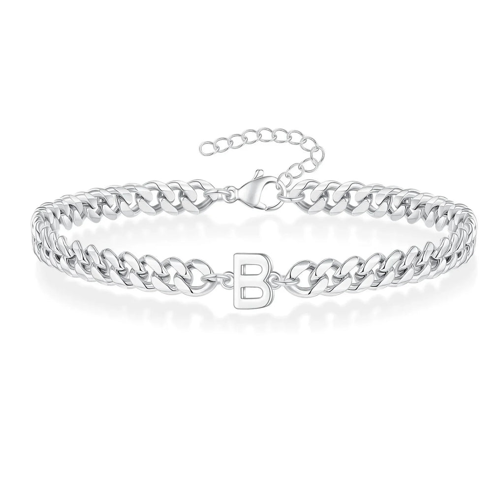 Gedrehtes Armband mit Initiale b
