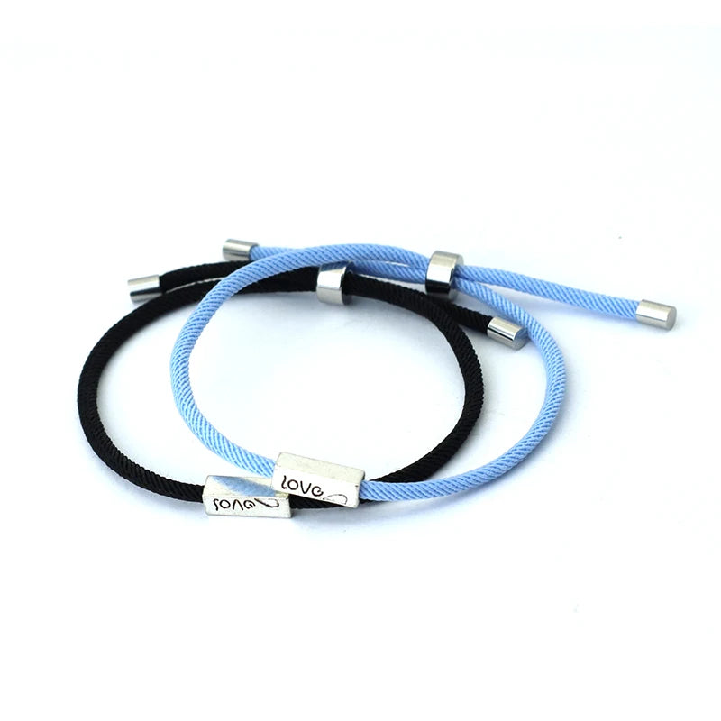 Geflochtene Gourmet-Armbänder für Paare "Love" blau und schwarz