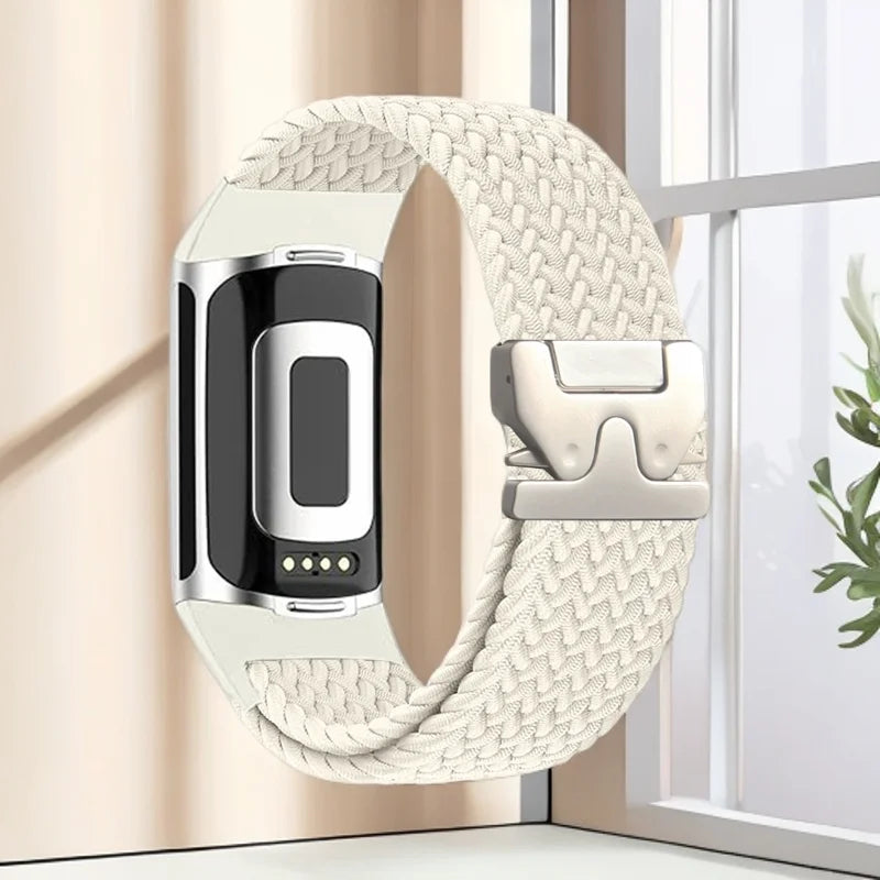 Geflochtenes Armband für Fitbit Charge 5, Charge 6 Uhr weiß