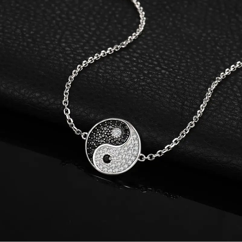 Yin-Yang-Armband mit Strass